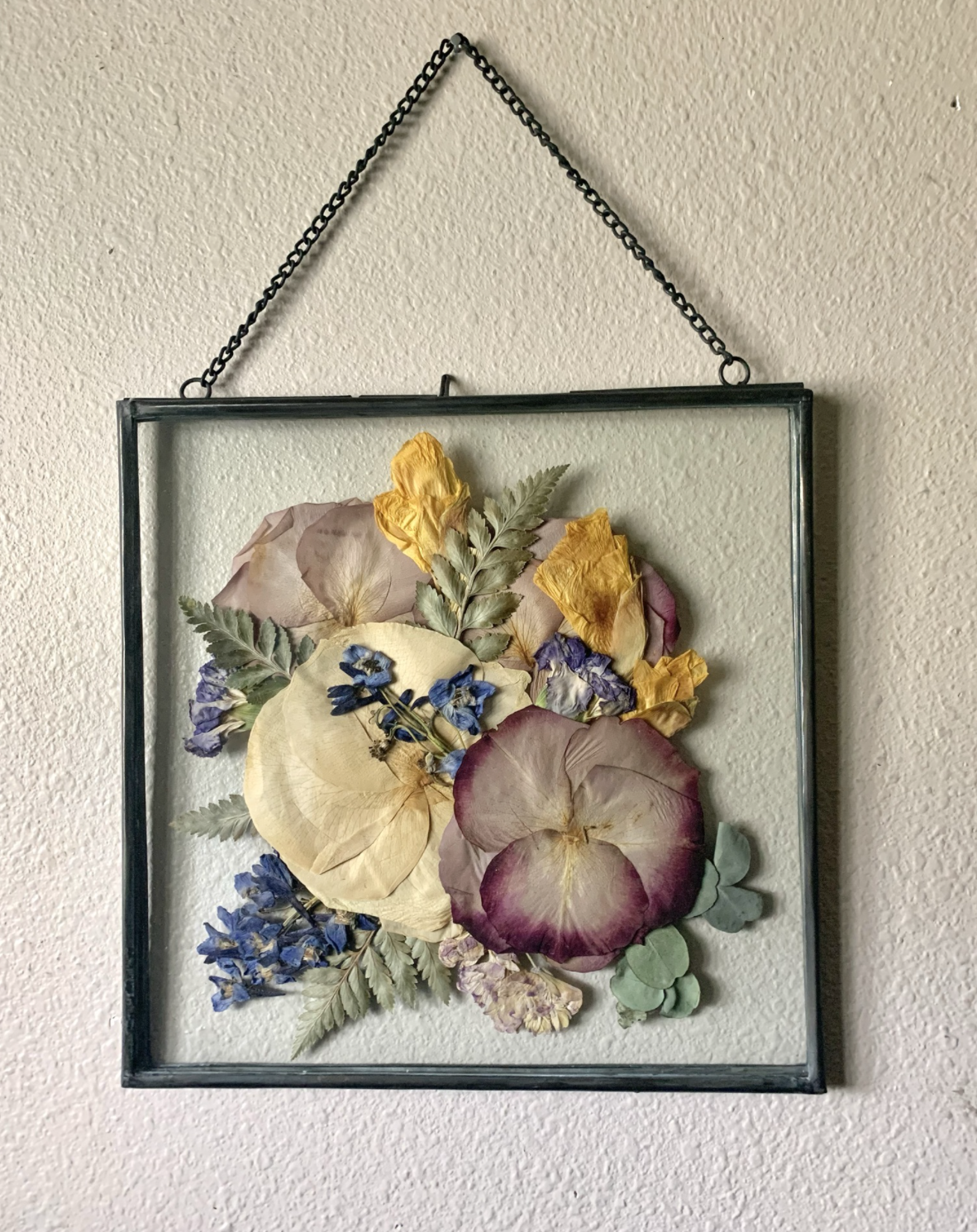 Horizontal Hanging Float Pressed Flower Frame