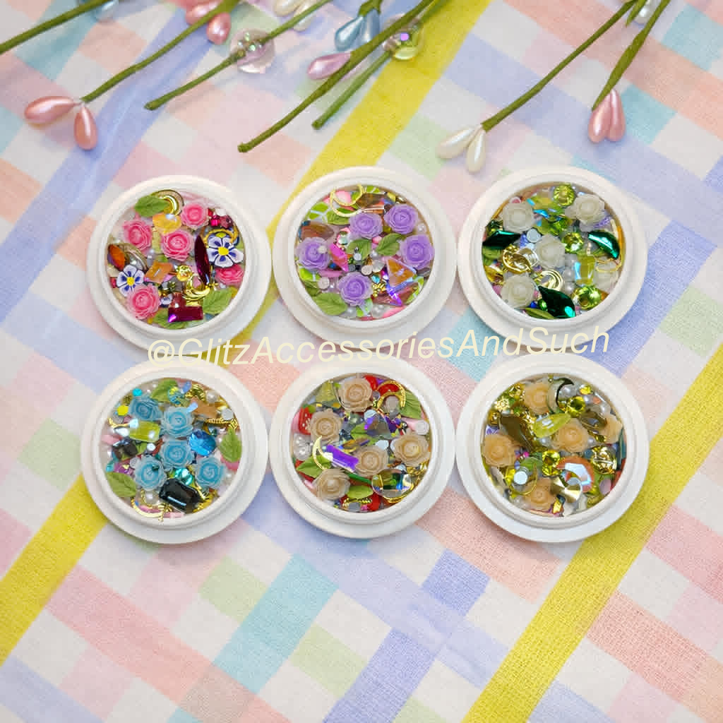 Flower Charm Set 2-WM.png