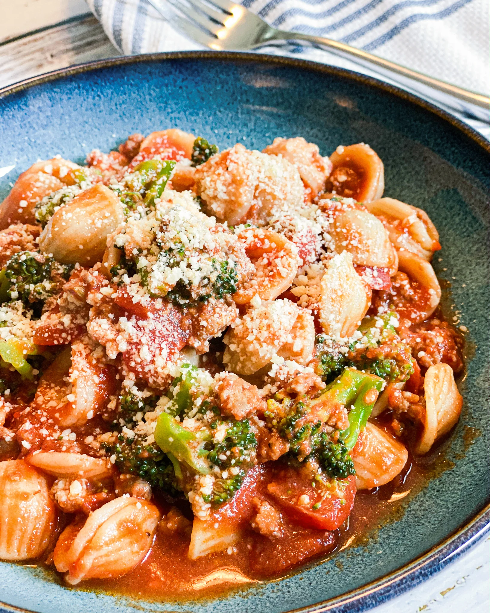 the best go-to red wine tomato pasta sauce