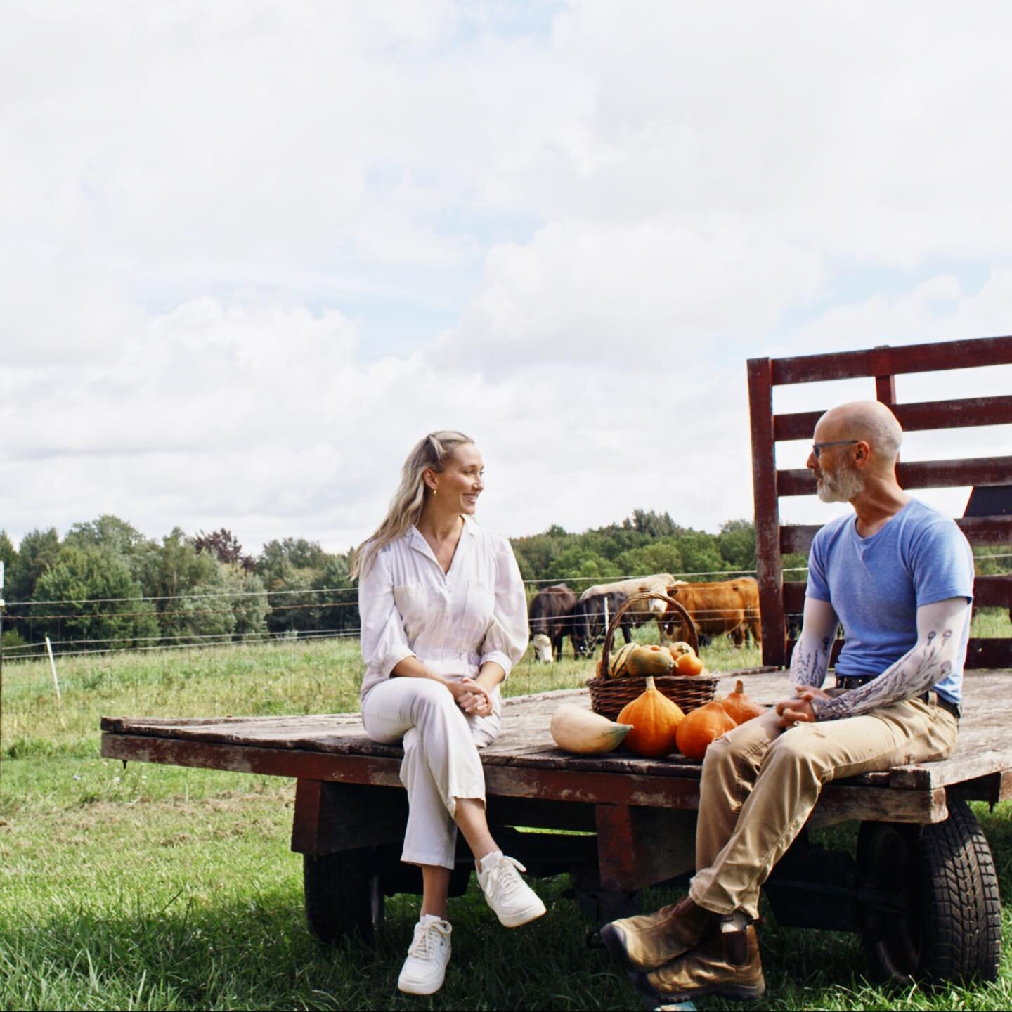 ‼️ PREMIERE COUNTDOWN: 6 days‼️

We are less than a week away of the ✨first episode✨ drop of My Metropolitan Kitchen on November 1st. In this episode we talk with Farmer Mark, owner of Emma Acres Farm in Ann Arbor, MI. His ethical farming practices a