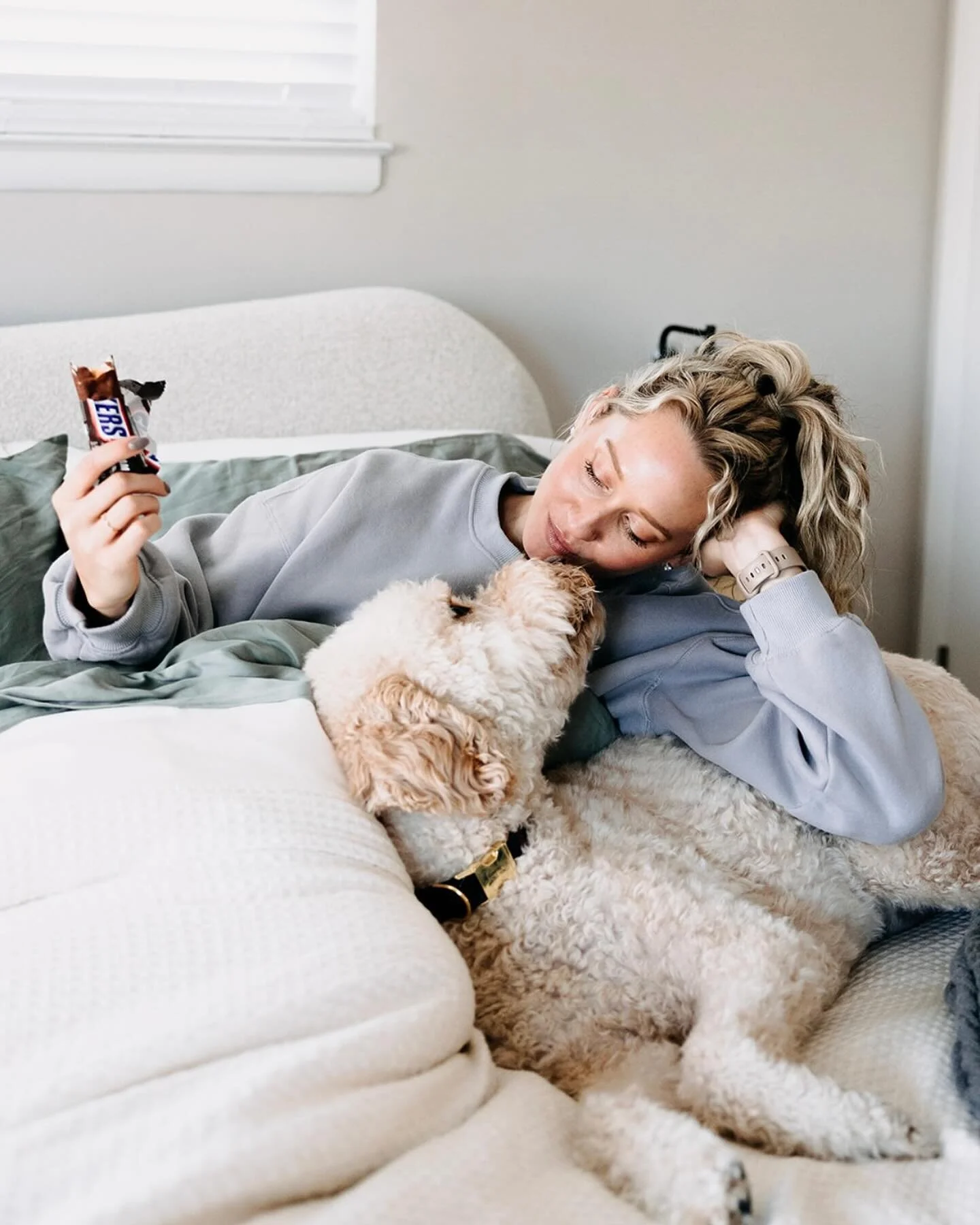 My favorite kind of SnickerDoodle. 🥰❤️

#wednesdaymood #humpday #dogmom #goldendoodlesofinstagram #purehappiness #thatsinglelife #seeksimplicity