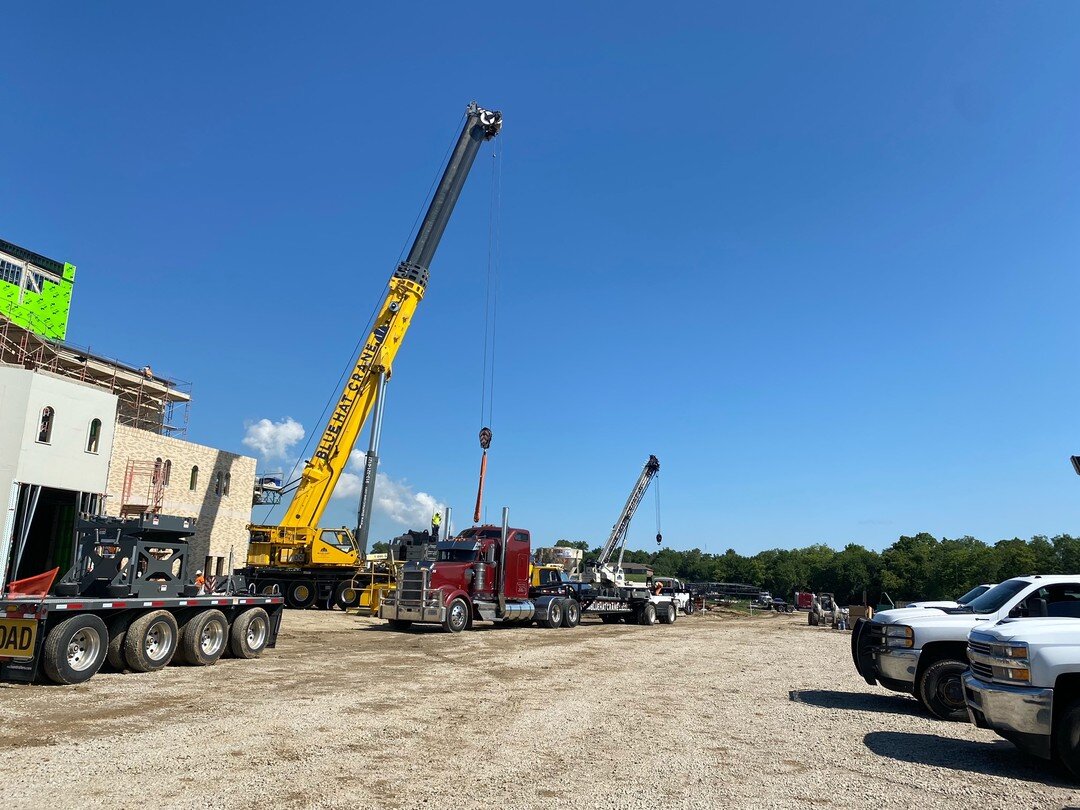 The 550-ton crane has arrived at the Immaculata jobsite &ndash; calibration and testing is underway before picking up the cupola roof. 

A test run will take place this afternoon before the final decision is made for the real lift&hellip; we will kee