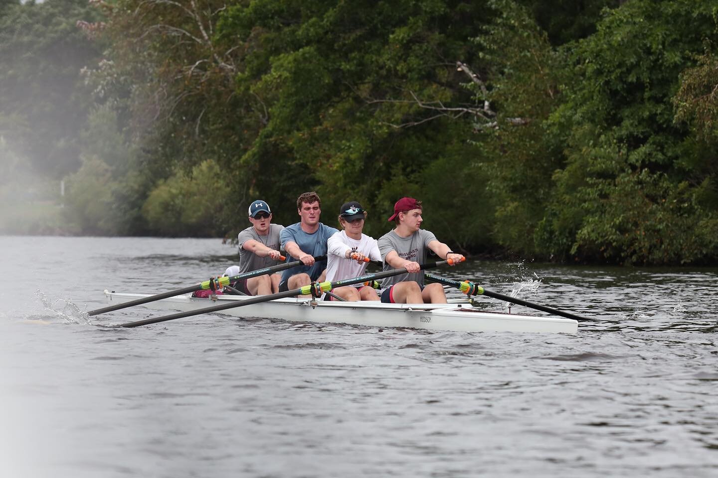 This weekend, several members of the team travelled to Boston to train on the course of The Head of the Charles happening in just a few weeks. The first head race of the fall season happens in less than two weeks, go Aggies!

📸: @shi_man_91 
#umass 