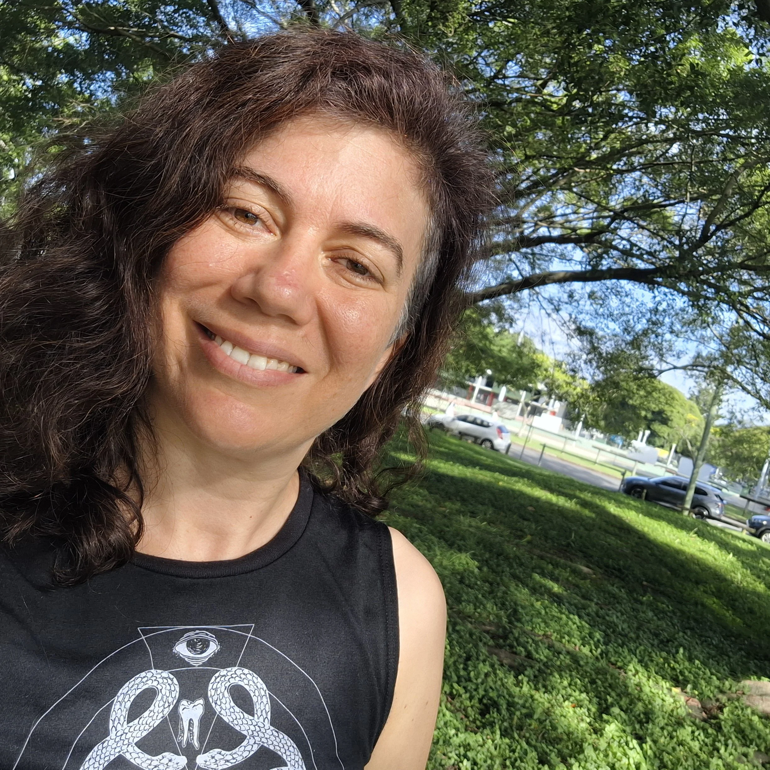 Naturopath in Brisbane outside Northey Street Organic Farmers market
