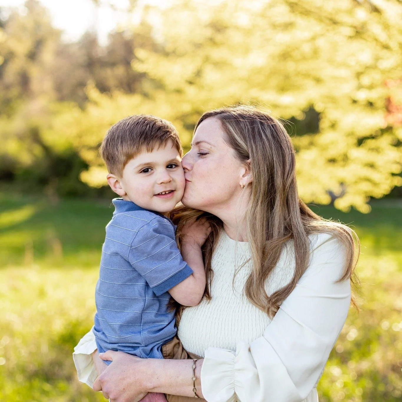 🌷 Mommy &amp; Me Mini Sessions 🌷

✨ NEW this year! ✨

Celebrate the love, the snuggles, and the little moments you never want to forget. Capture the special bond between mom and baby in a fun, relaxed session. 💕 

📸 Session Details
-April 25 &amp