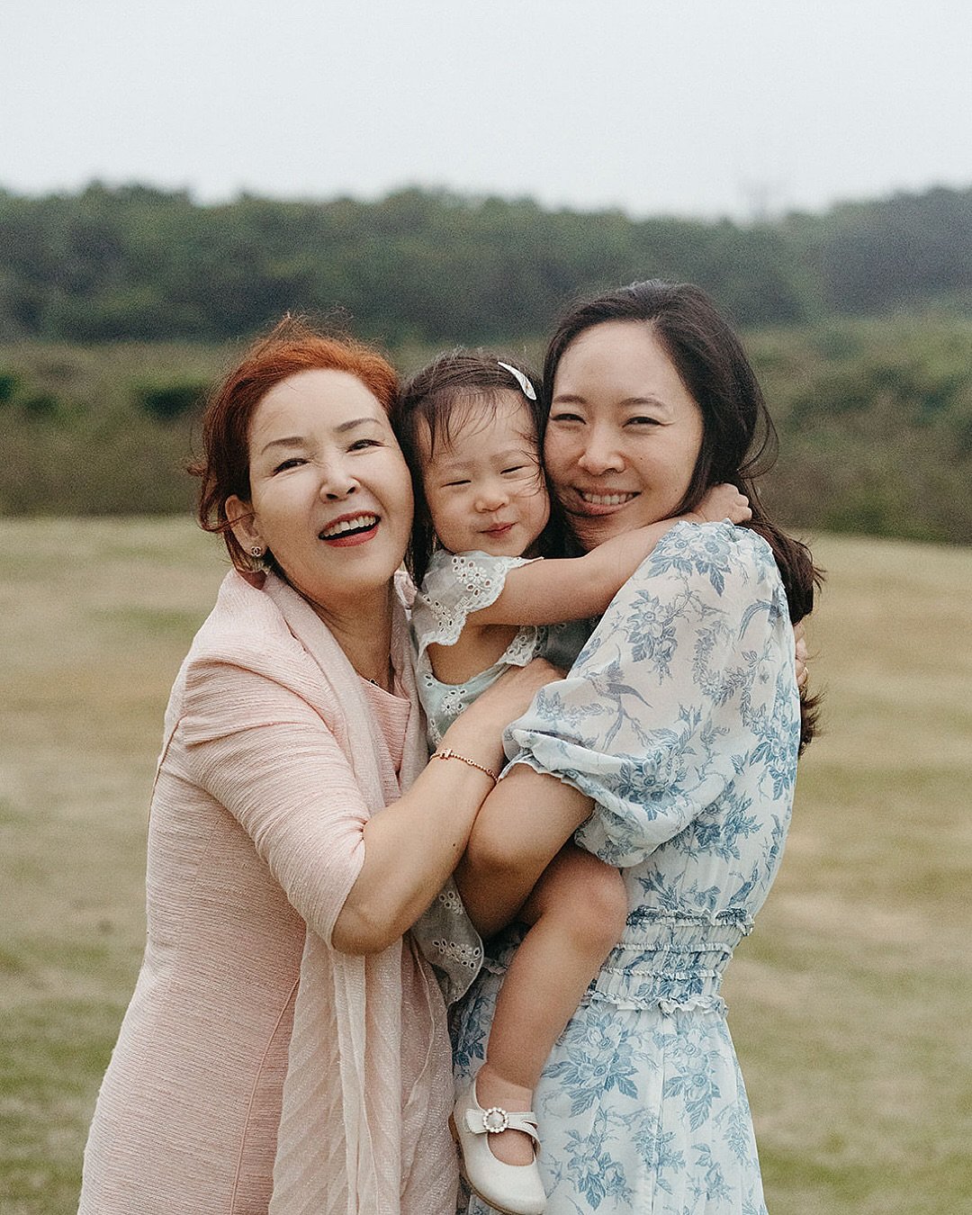 I get to meet and work for so many amazing people- like how cute is this family from Korea?! 😍