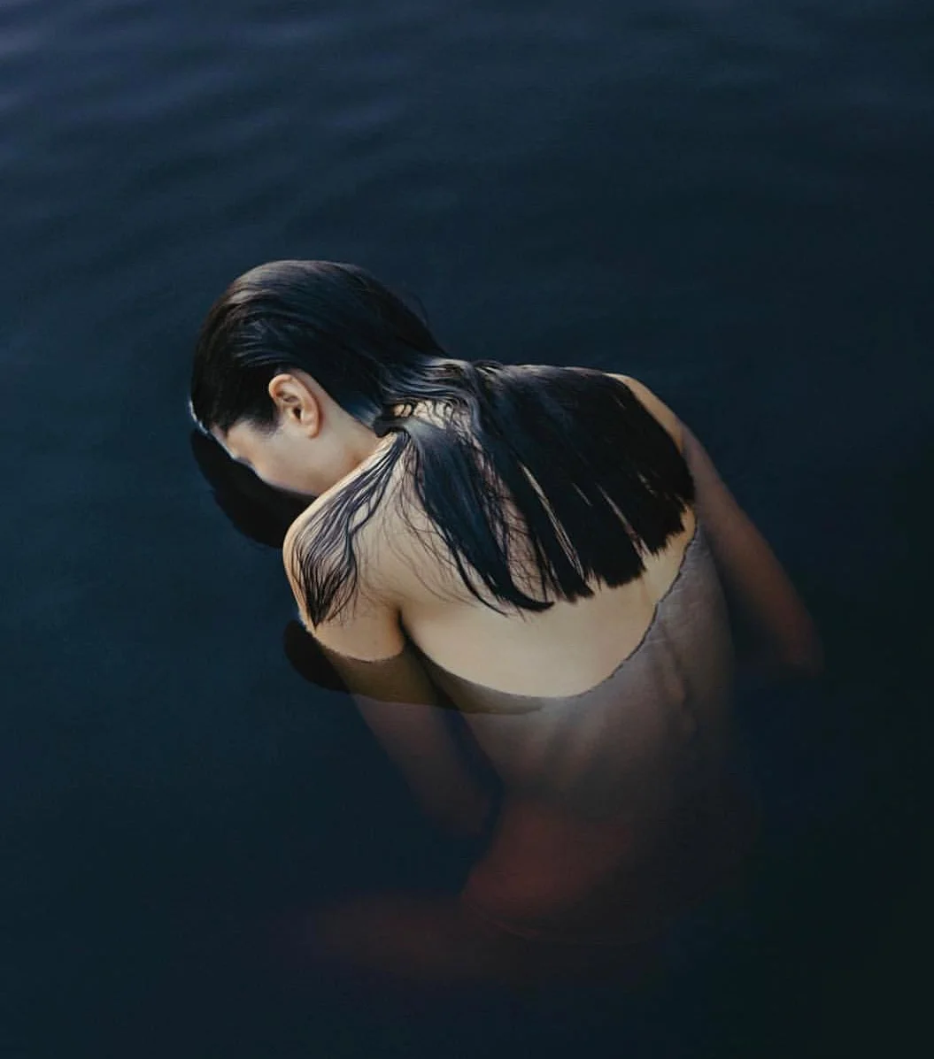 Breathing underwater - Photograph by Gleeson Paulino