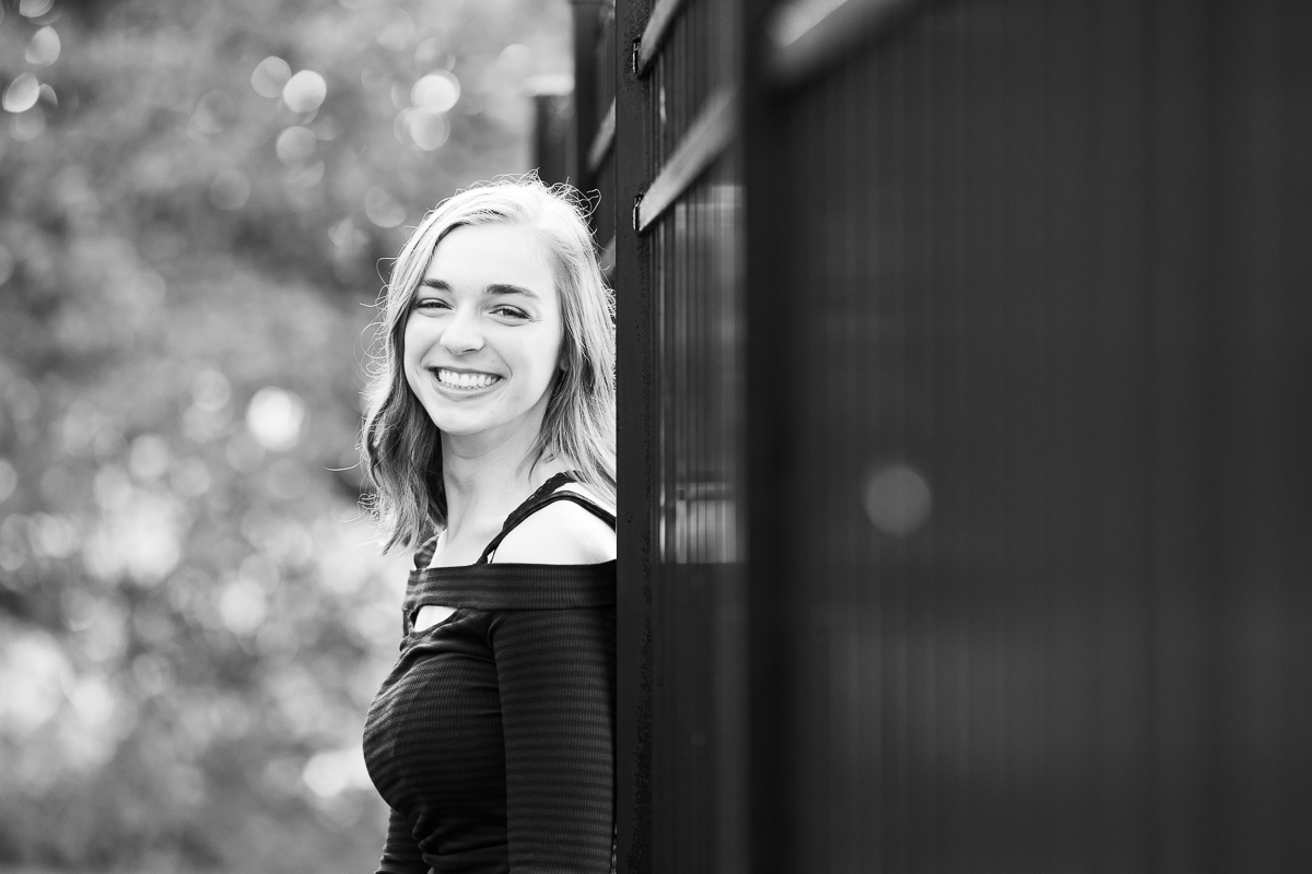 Black and white senior picture at Hartwood Acres Mansion
