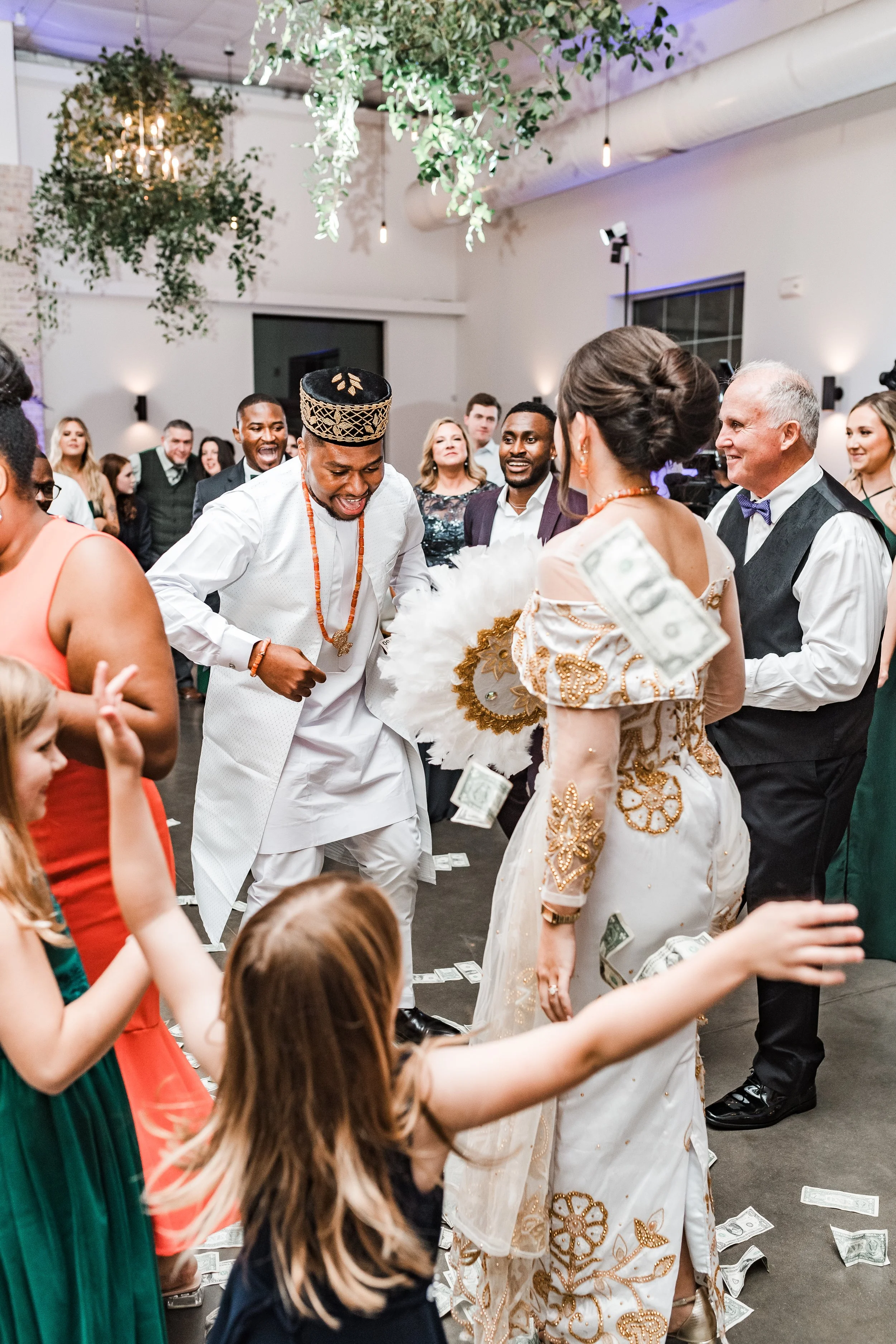 When to Book Your Wedding Musician: A Guide for Brides and Planners