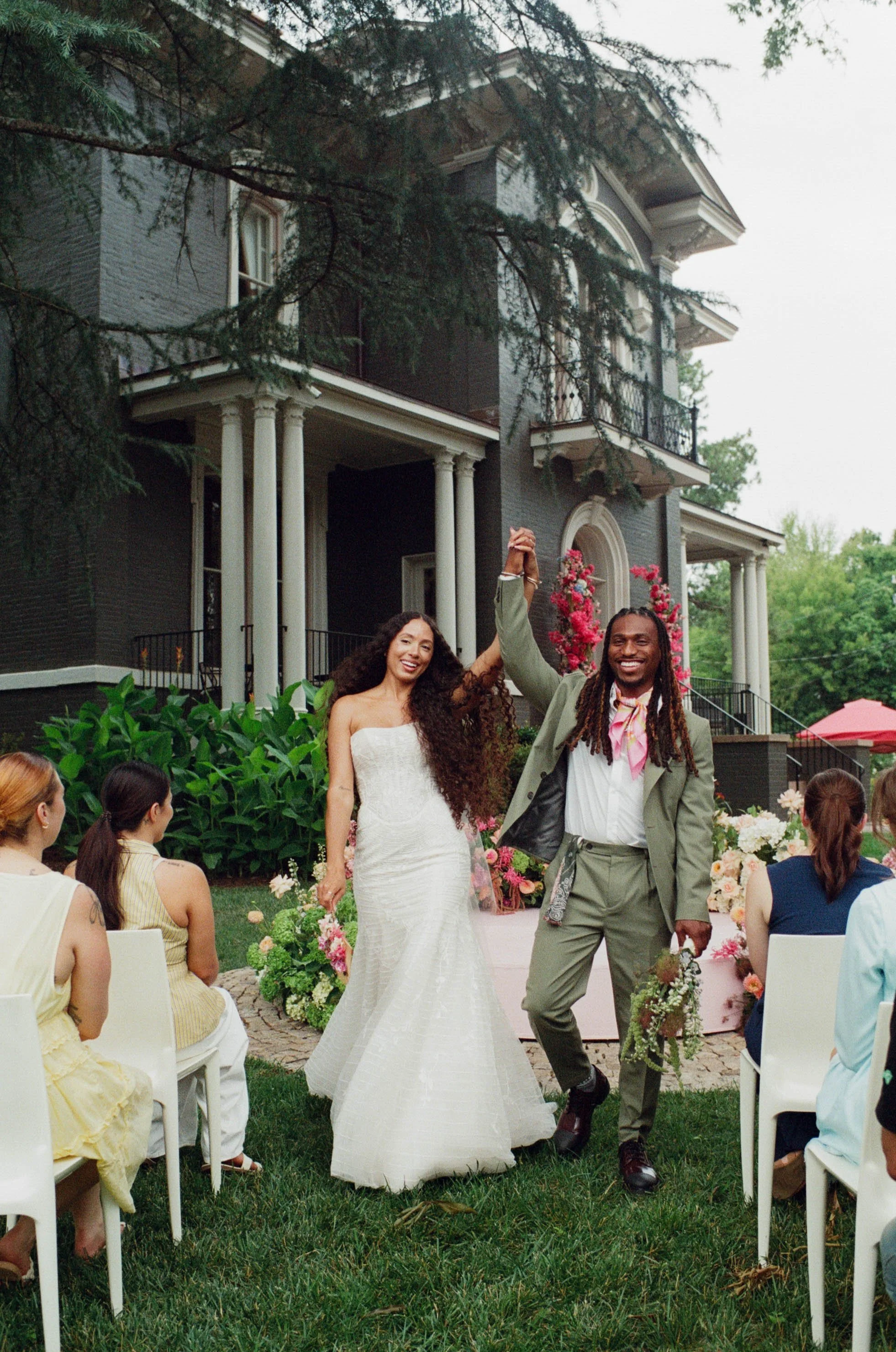 wedding ceremony couple at Heights House Hotel Raleigh nc