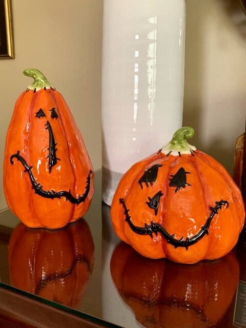 Joan’s orange jack-o-lanterns are easy to add to most fall color palettes!