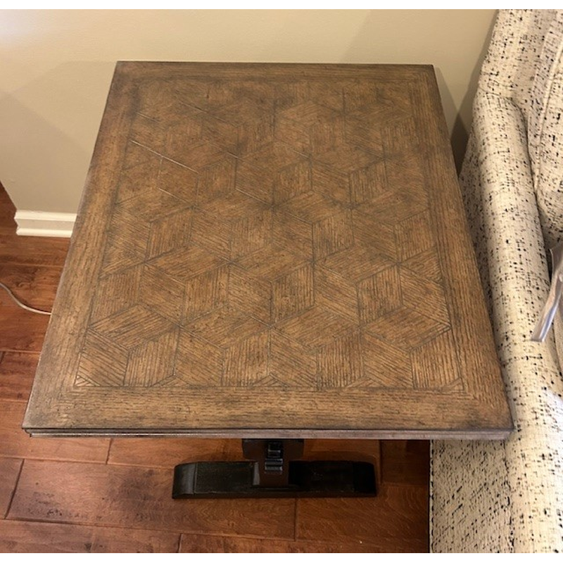 2577560-$944-26w-22s-25.25 h--top view_square.png