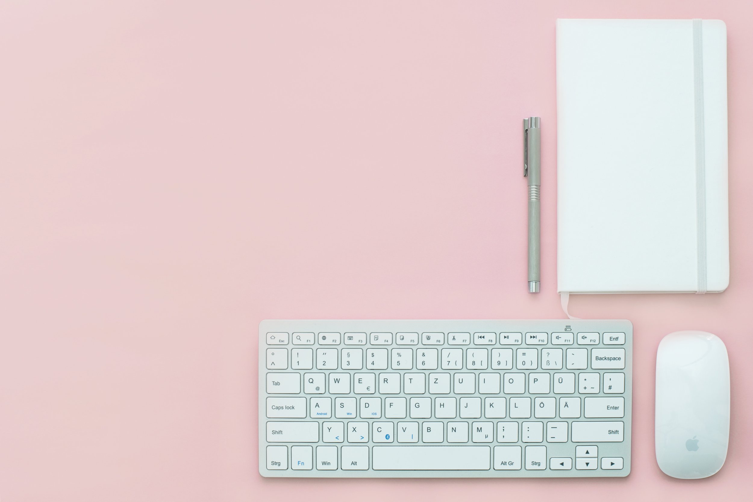 apple-background-connection-399161.jpg