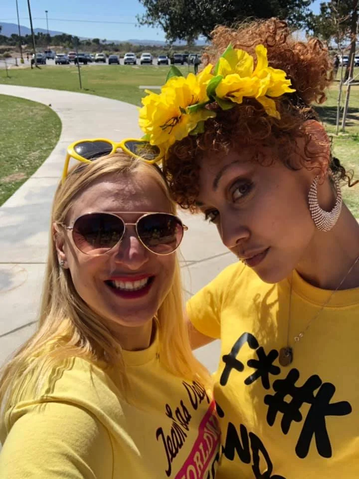 2019 las vegas two gals one is Kaitlyn other maybe ashley fleming.jpg