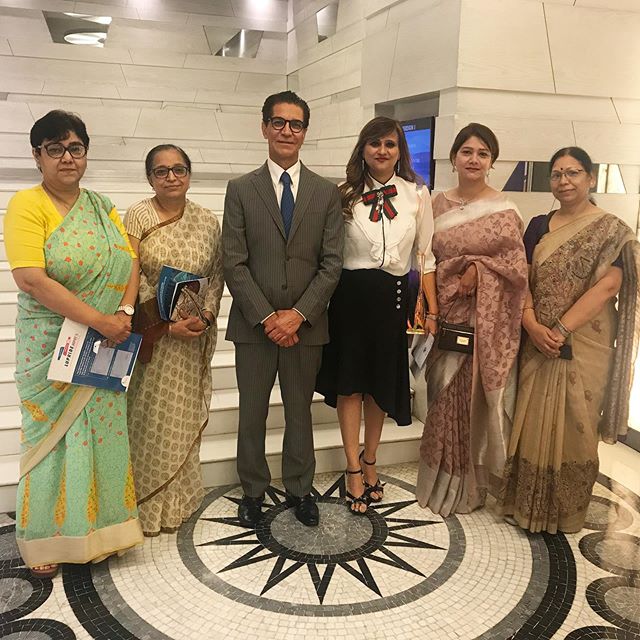 Congratulations to Drs. Shivani Gour and Richa Katiyar who have been chosen as the organizers of next year&rsquo;s EndoMarch in Delhi.

Professor Camran Nezhat discussed the dilemma of Endometriosis with more than 200 physicians in Delhi as part of r