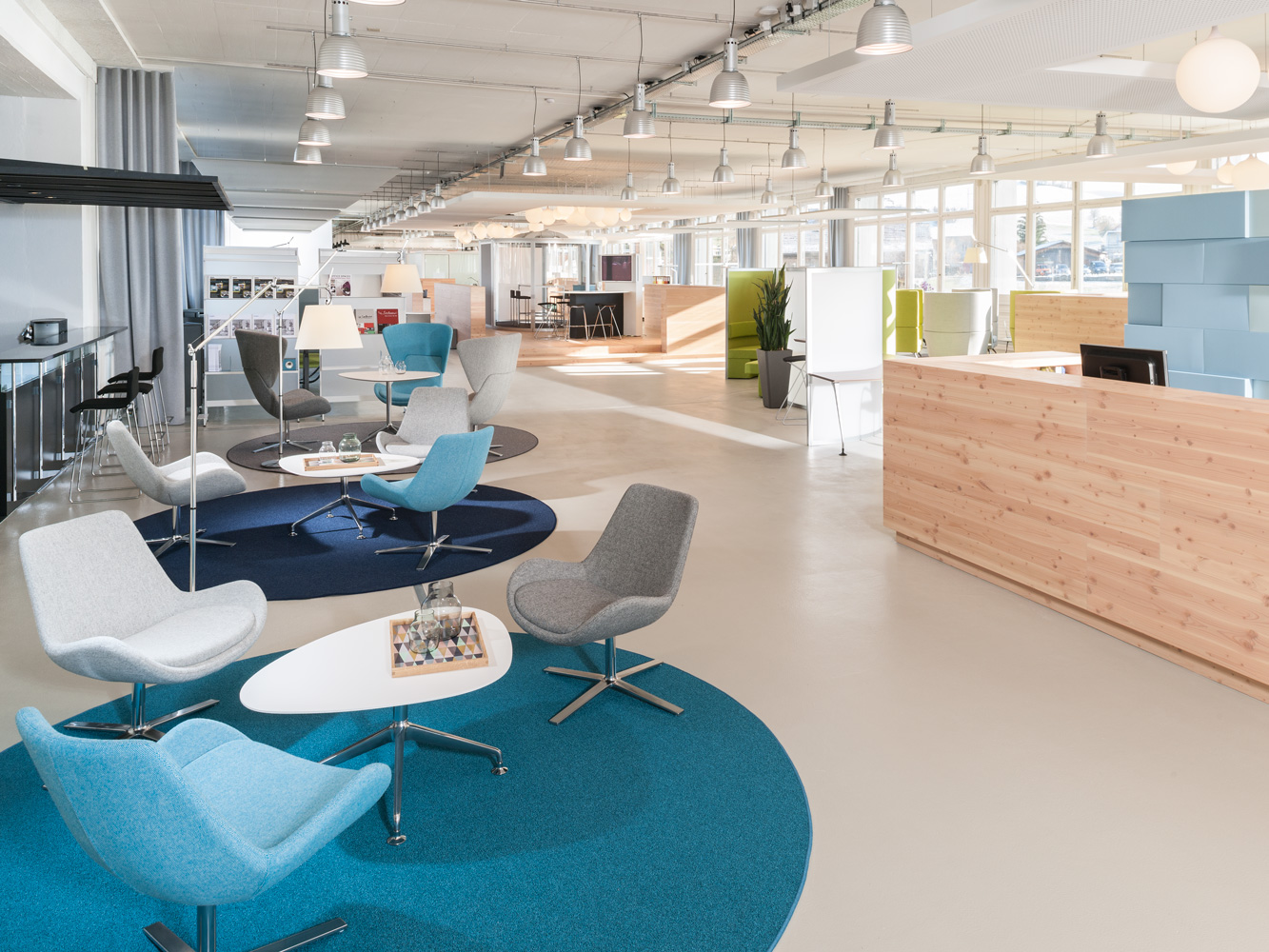 BIG_Showroom_DSC6264_web_3_4.jpg