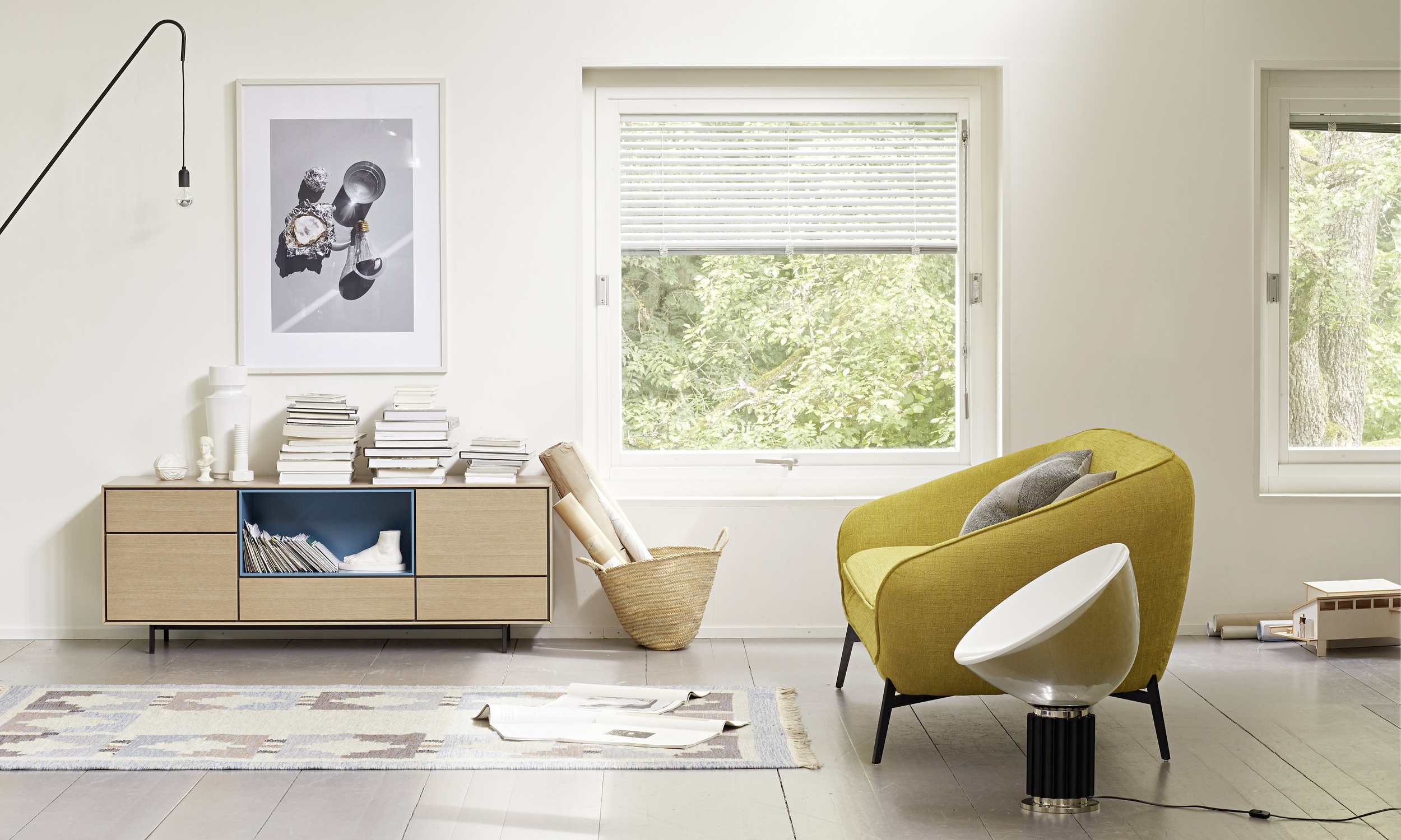 WEL_Sofa_Flow_Sideboard_Act_tot.jpg