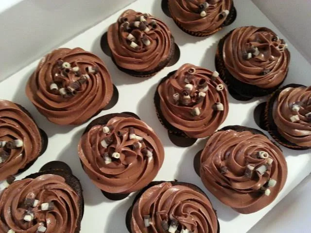 choc cupcakes.jpg
