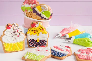 ice cream and cupcake cookie class.jpg