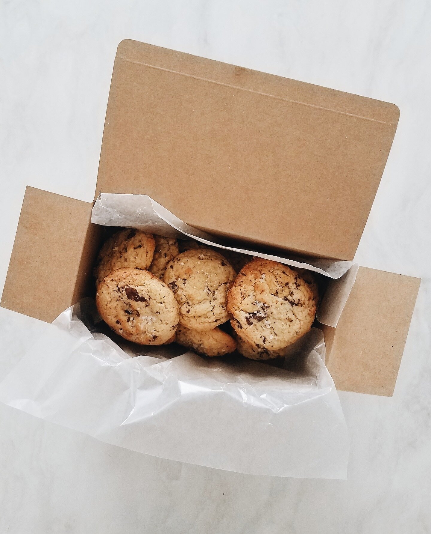 Cookies? Yes please. Courage? Always. Sending you some cookies and encouragement to sweeten your week. 😋⁣⁠
⁣⁠⁣⁠
⁣⁠⁣⁠
⁣⁠⁣⁠
⁠
⁠
⁠
⁣⁠⁣⁠
____⁣⁠⁣⁠
#foodandcourage #defendhappiness #spreadcourage #smallbusiness #supportsmallbusinesses #cookiesforacause #b
