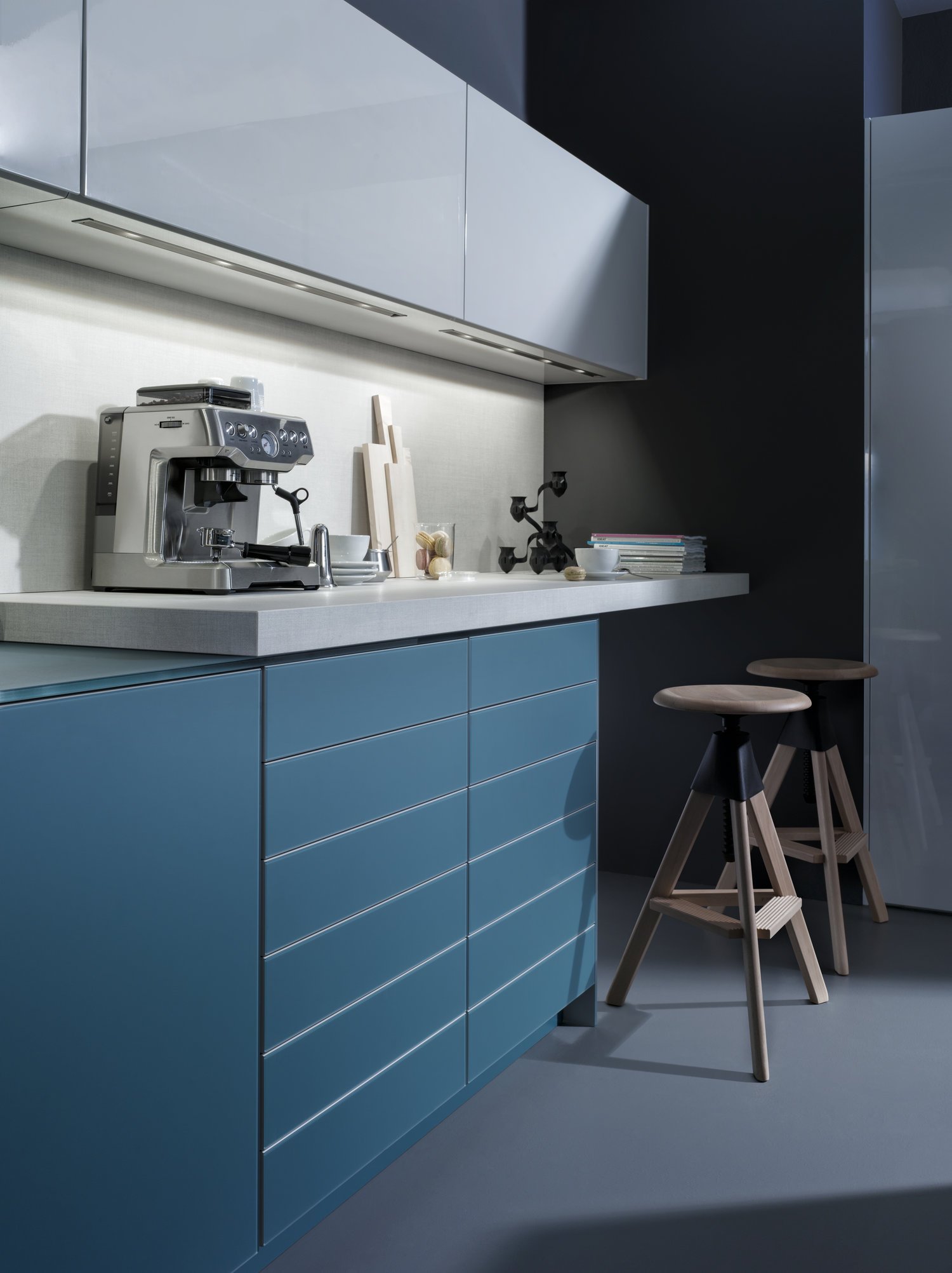LEICHT LARGO-FG  IOS-M connaught kitchens baby blue cupboards 3.jpg