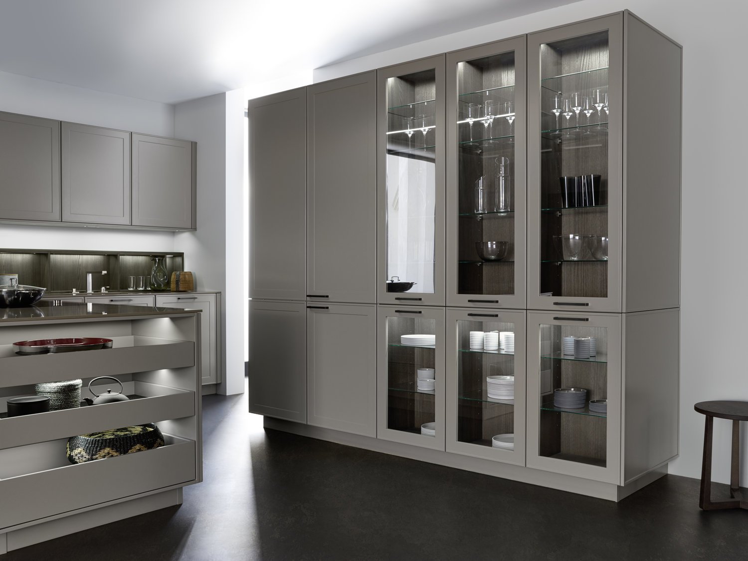 LEICHT VERVE-FS  TOPOS connaught kitchens storage cupboards.jpg