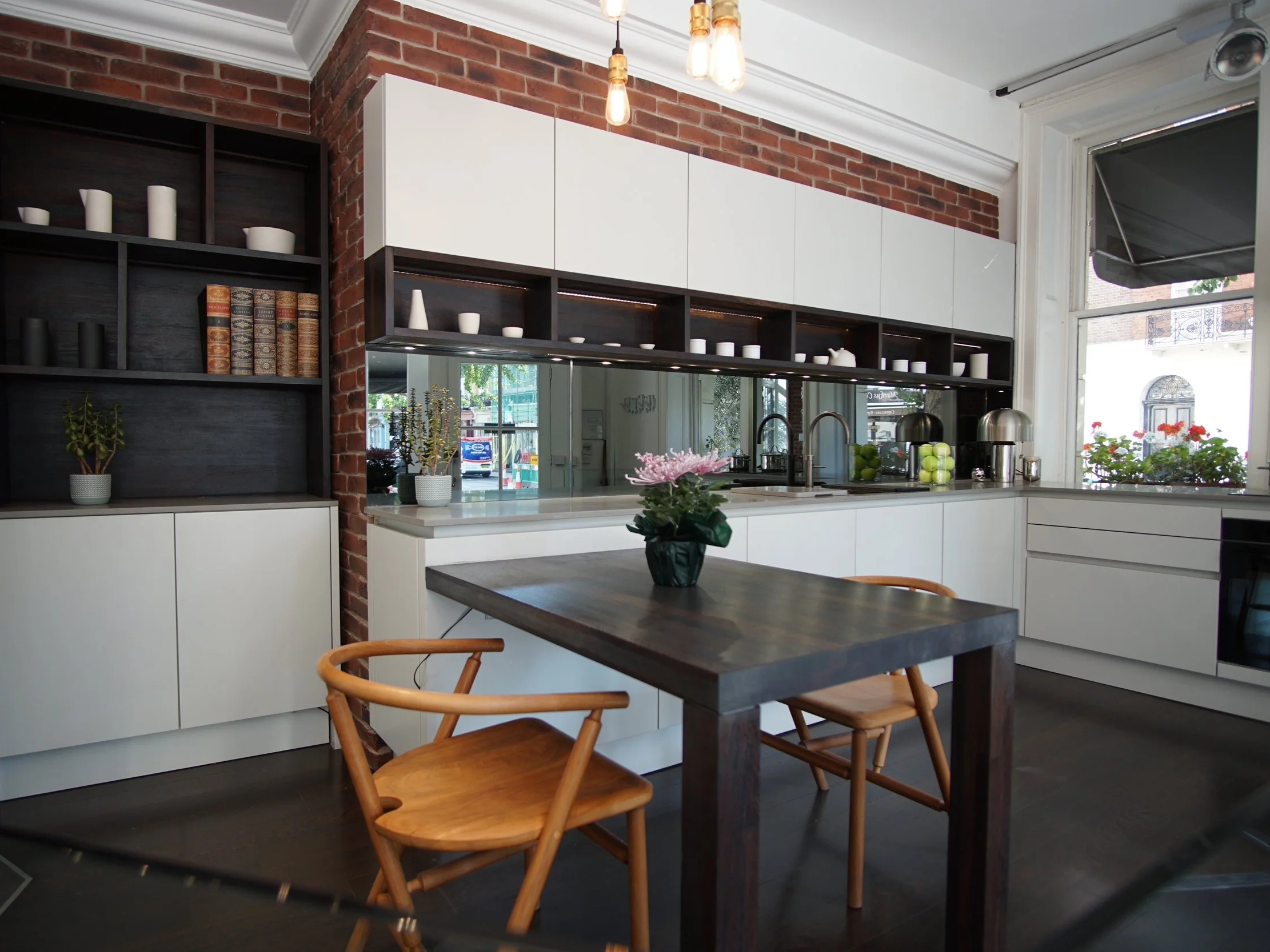 LEICHT Contino Classic FS in Platinum