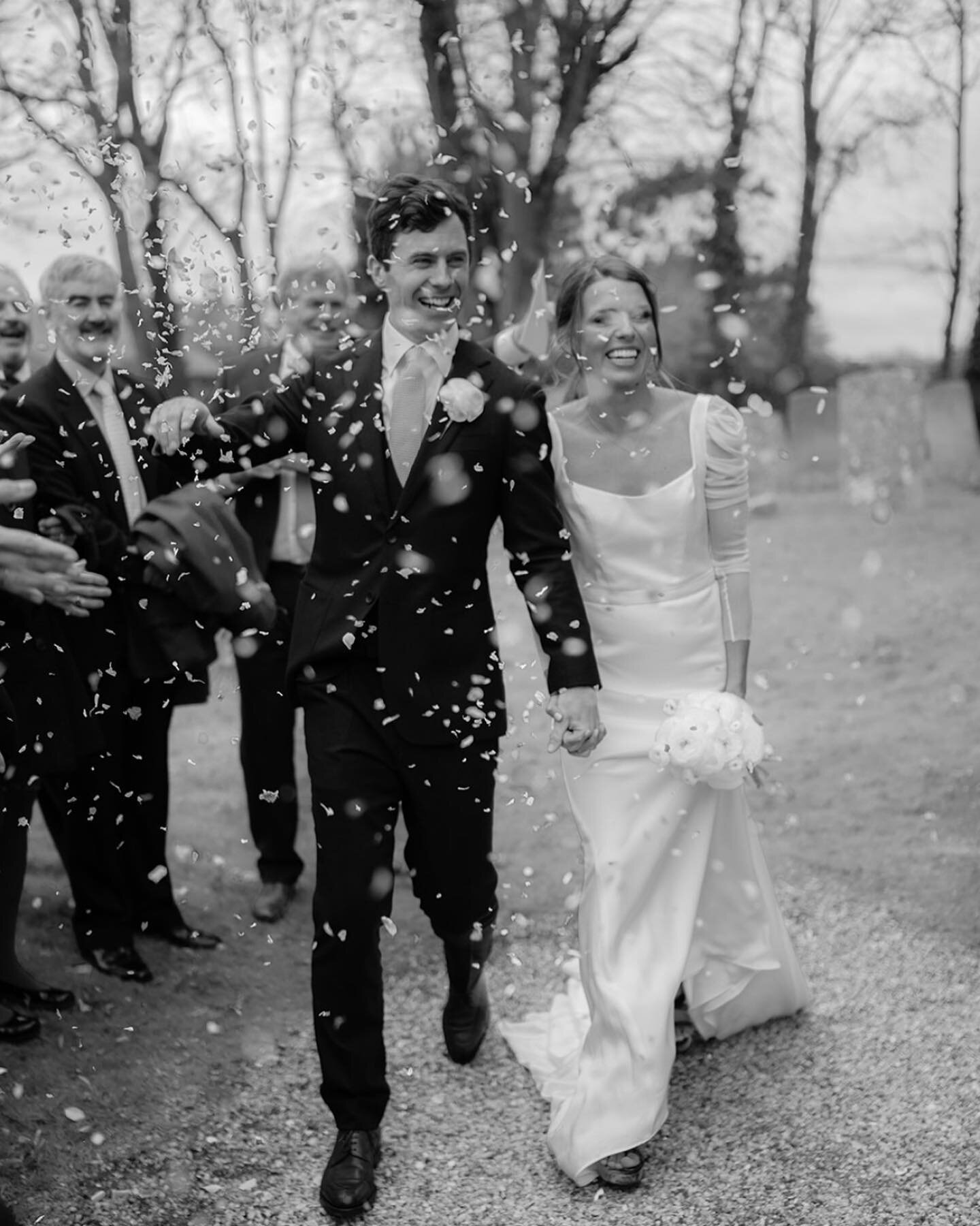 1st of May and one month on since our first wedding of the year. 

The amazing A&amp;R in such an idyllic setting overlooking Hambleton reservoir.

Planning @events_withgrace 
Venue @halfmoonfarmvenue 
Tent @eventsandtents 
Photography @laurenstaceyp