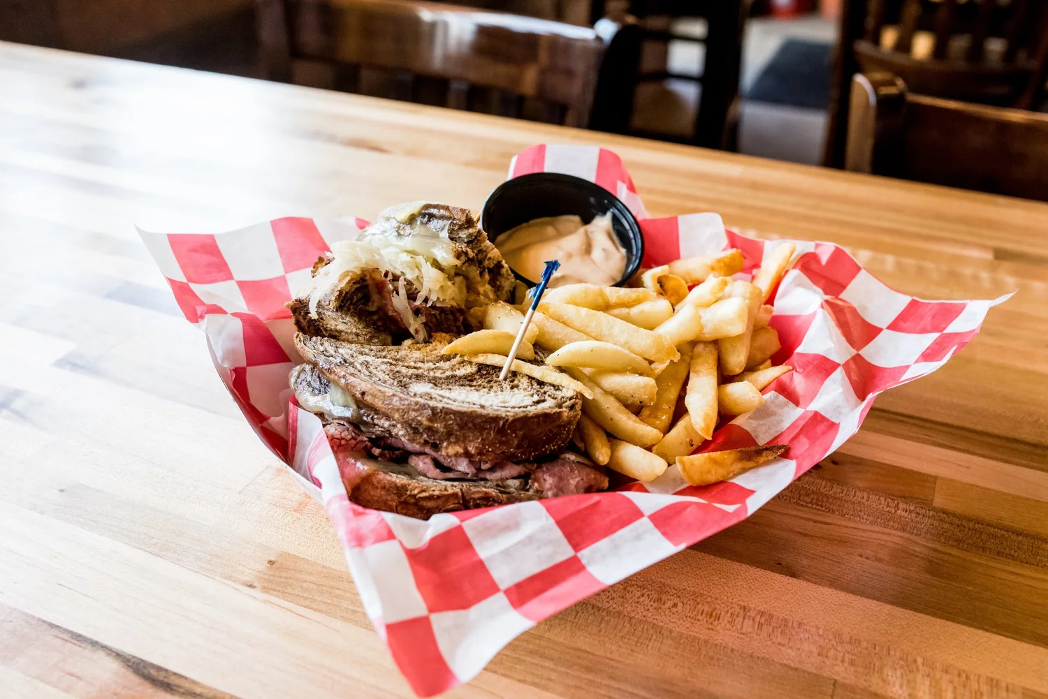 Fermentation and bright tanks in Goldhorn’s production space
