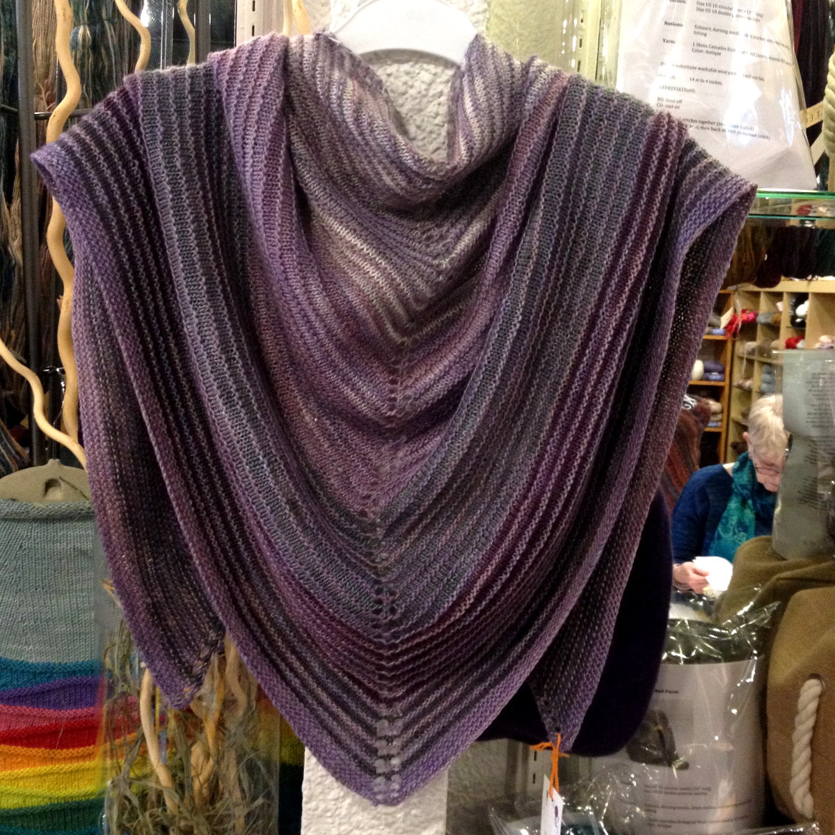 FinoShadowShawl_Pam2.jpg