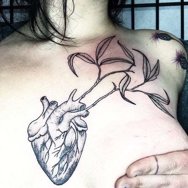 A weeping heart for someone I hold very close to mine. Tattooing has given me the chance to meet some pretty incredible people. @mumblersunite your strength, kindness, and warmth is inspiring. Keep being your lovely self. I look forward to our next project 🌙 #tattoo #tattooapprentice #apprentice #apprenticetattoo #heart #learning #learningbydoing #womenwhorunwiththewolves #womenwhoinspire #chesttattoo #womenwhokickass #weepingwillow #weepingheart #positivevibes #seattle #pnw #fremont #tygerwolftattoo #willow #willowtree #willowheart #growingheart #everforward #happinessisafreshtattoo #grateful #inkedgirls #womenwhotattoo #girlswithtattoos #thefutureisfemale