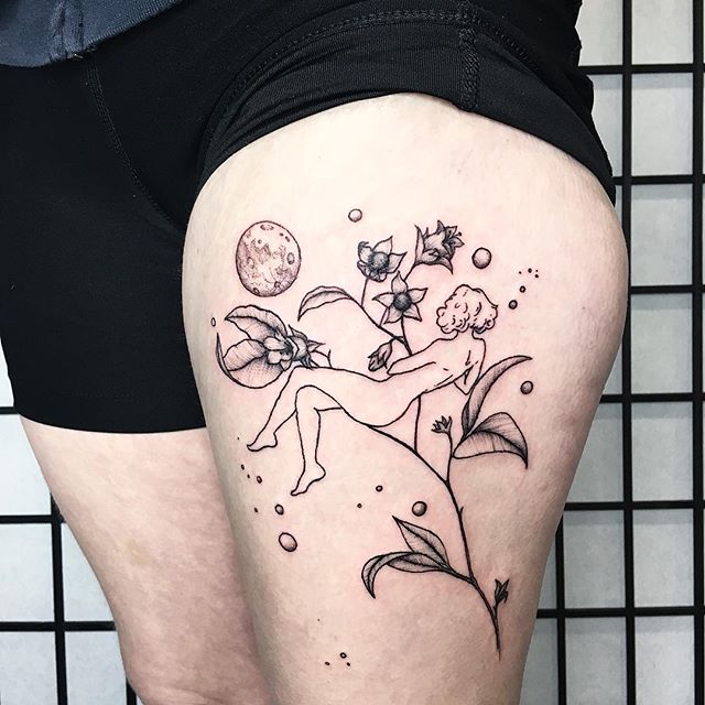 A witchy lady for a lovely preschool teacher in our community. Thank you Ruby, for being a light for the next generation, for the trust and the fun project. More projects like this please! 🌙 #tattoo #apprentice #tattooapprentice #apprenticetattoo #l