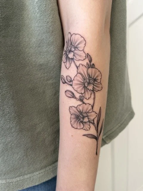 Madi-illustrative-tattoo-tacoma4.jpeg