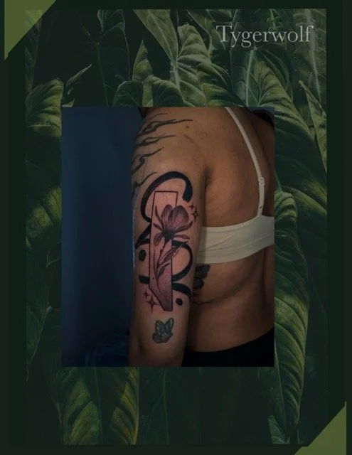 Kamila-guest-tattoo-artist-tygerwolf-tacoma04.jpeg