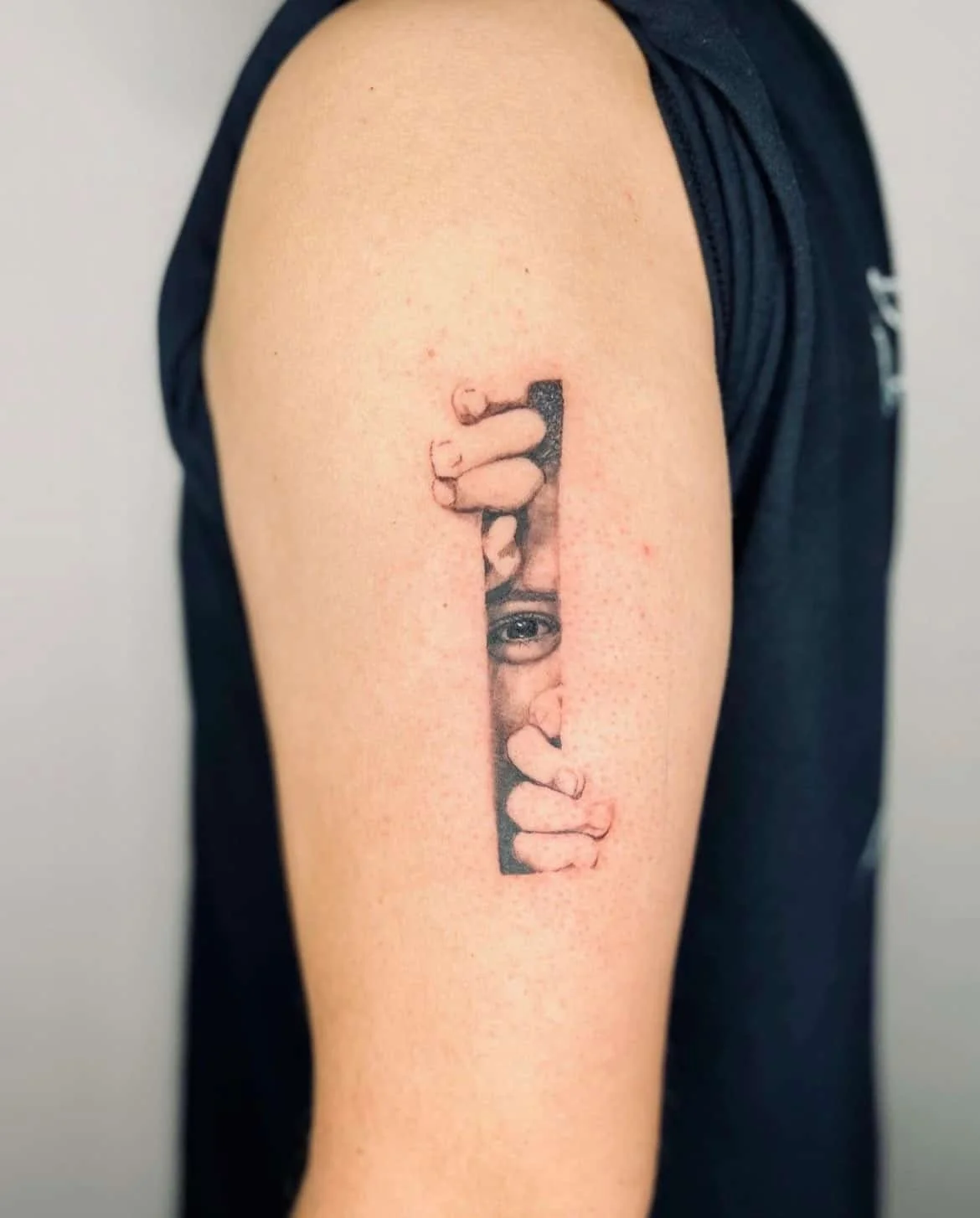 Jordi-fine-line-tatoo-tacoma-06.jpg