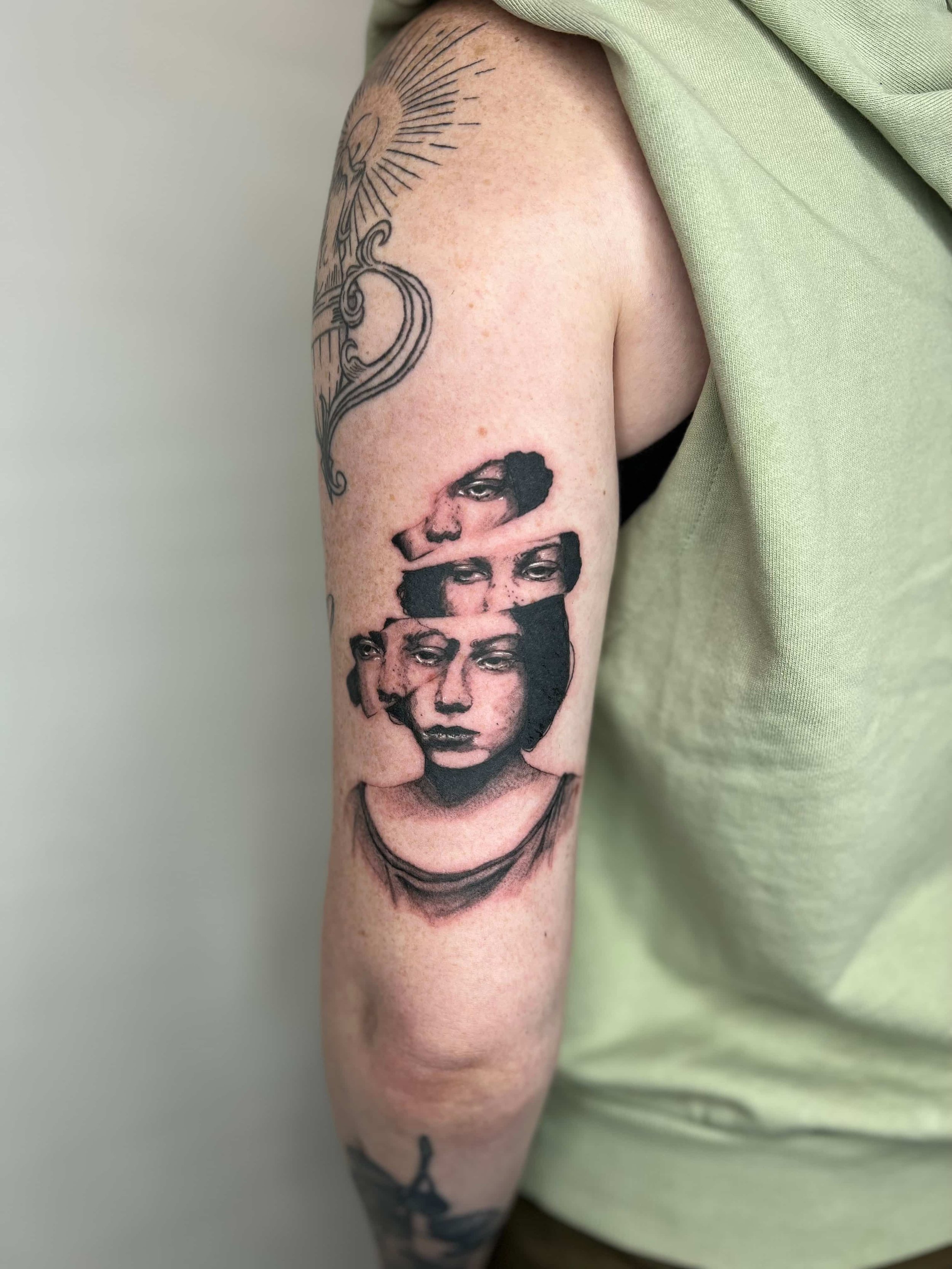 Jordi-fine-line-tatoo-tacoma-02.jpg