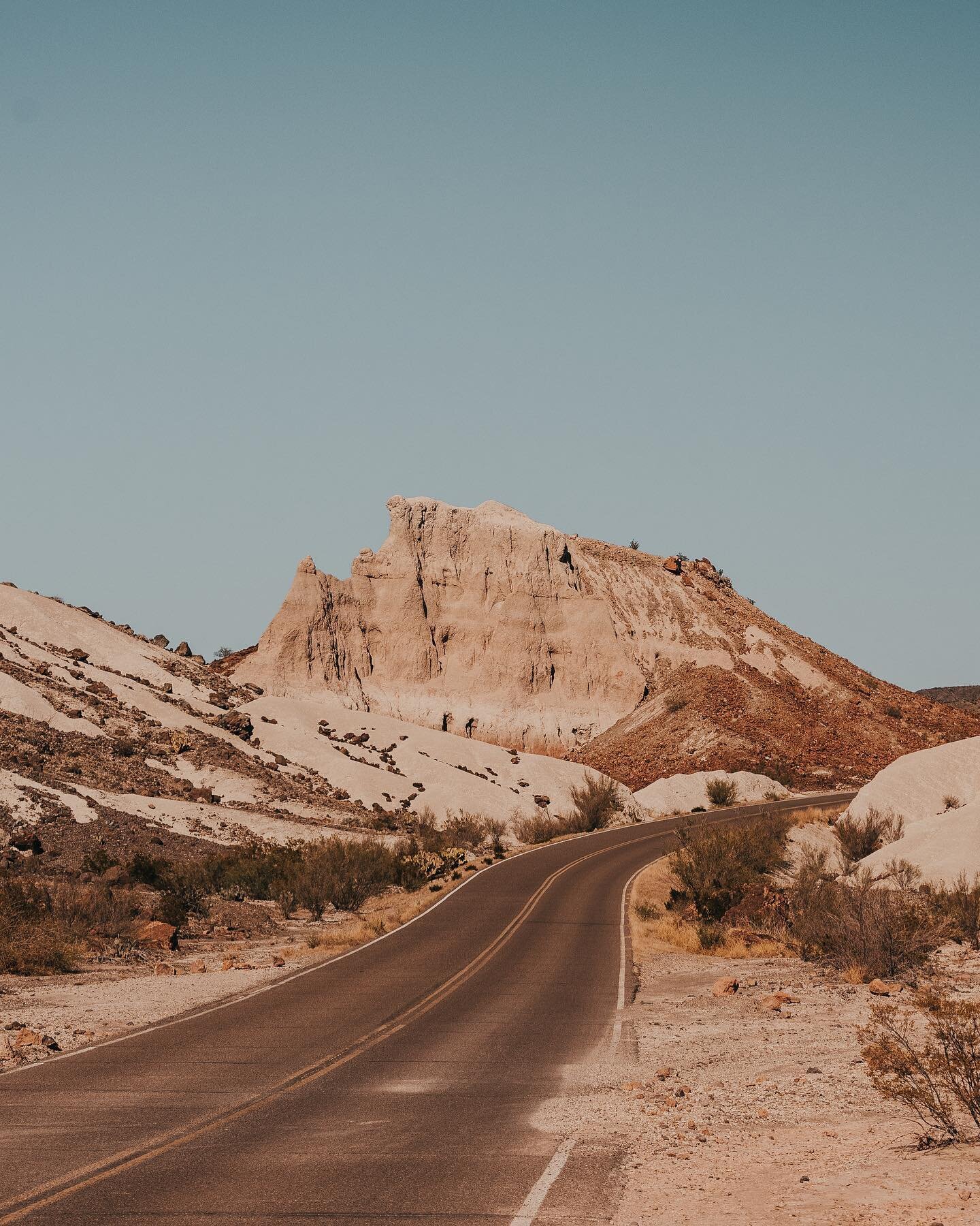 Big Bend National Park is nothing short of magical. The changes in topography, vegetation, and color as you explore different areas of this great park is a special thing to witness. @abstractconformity captured this moment. Thank you for sharing. We 