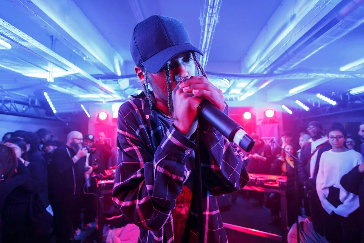 The Second Edition of WAVES Shut Down ASICS House Paris with Style and Sonic Heat