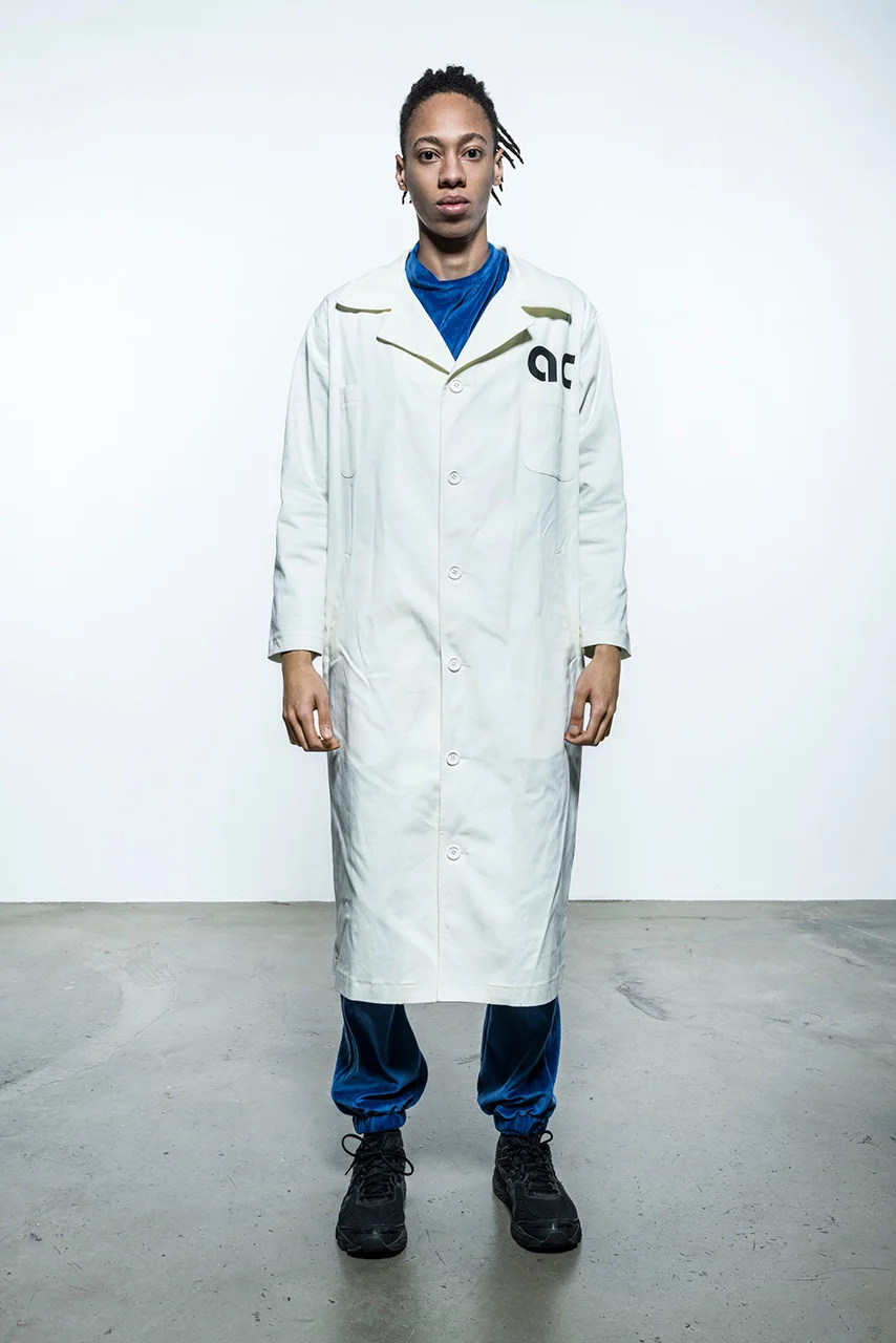 https_%2F%2Fhypebeast.com%2Fimage%2F2018%2F10%2Fapplecore-fall-winter-2018-lookbook-collection-12.jpg