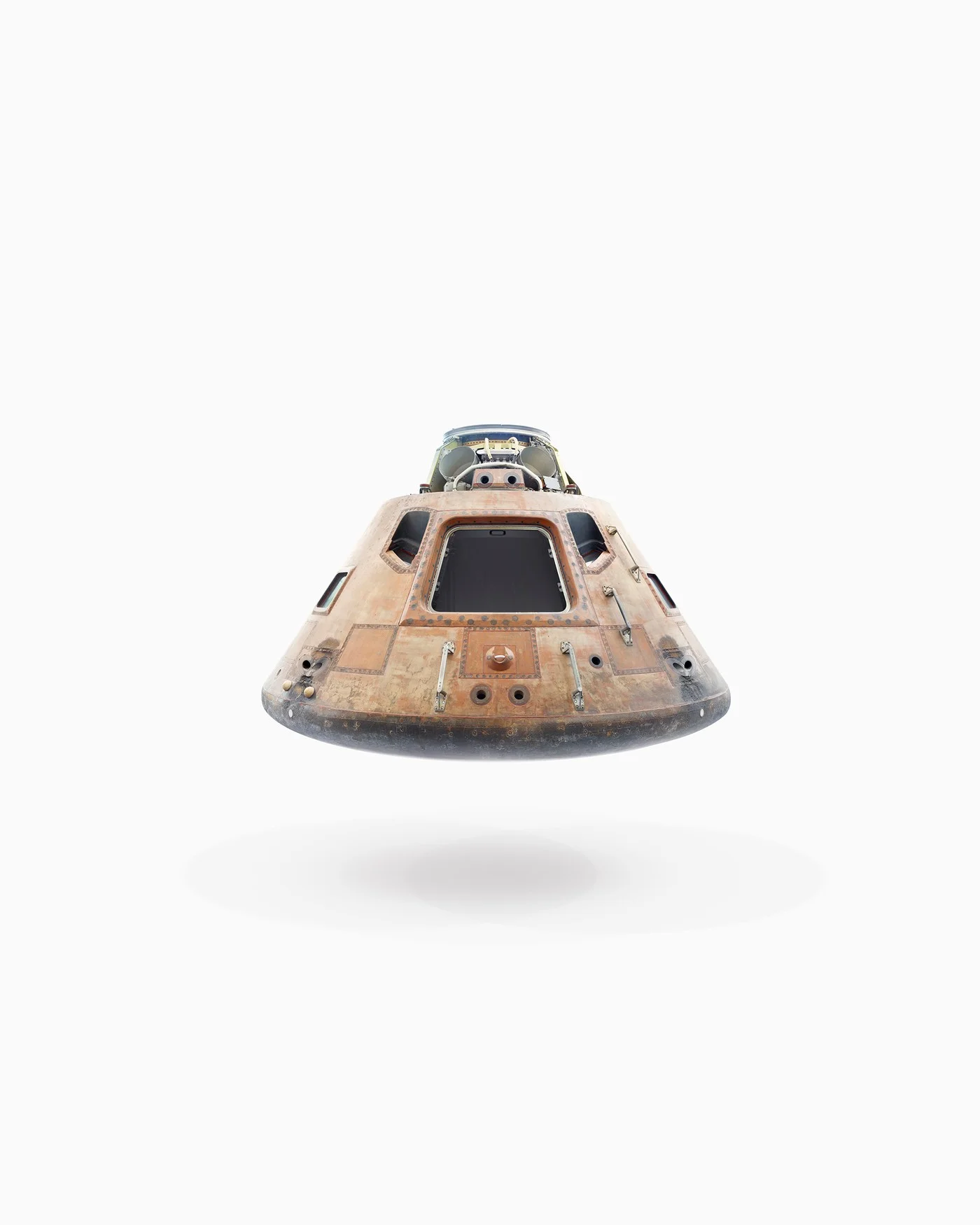 https___hypebeast.com_image_2019_07_nasa-past-present-dreams-of-the-future-benedict-redgrove-photobook-apollo-11-33.jpg