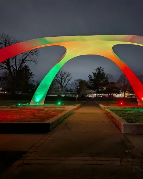 19th December The arch has been lit. (2).jpg