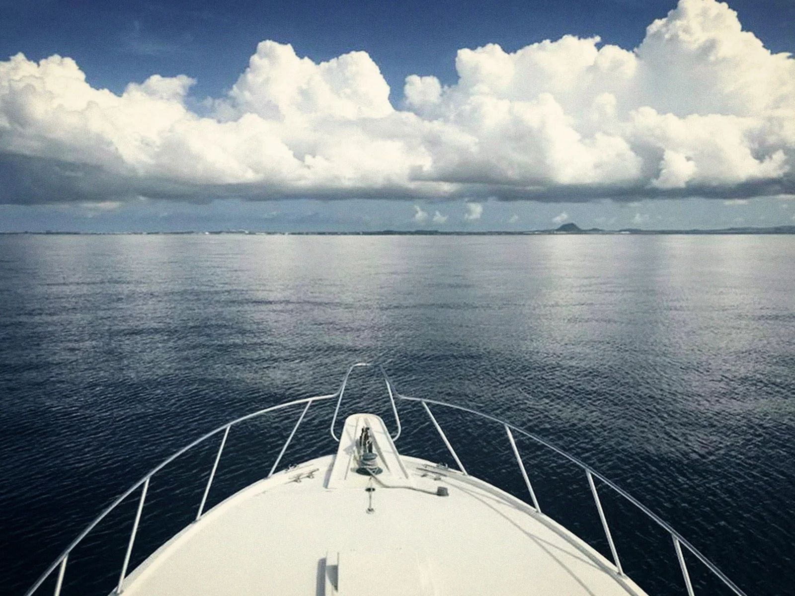 Aruba_horizon_large_optim.jpg