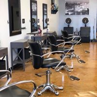 salon pic2.jpg