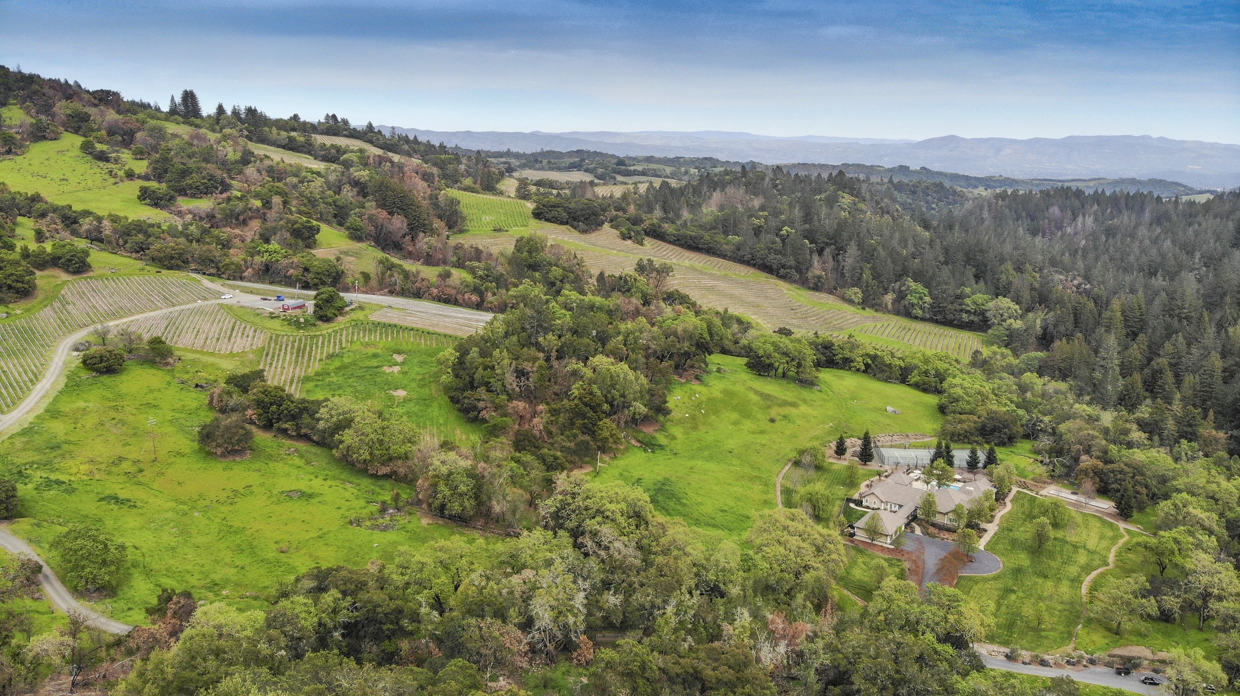 4850_Redwood_Rd_12.jpg