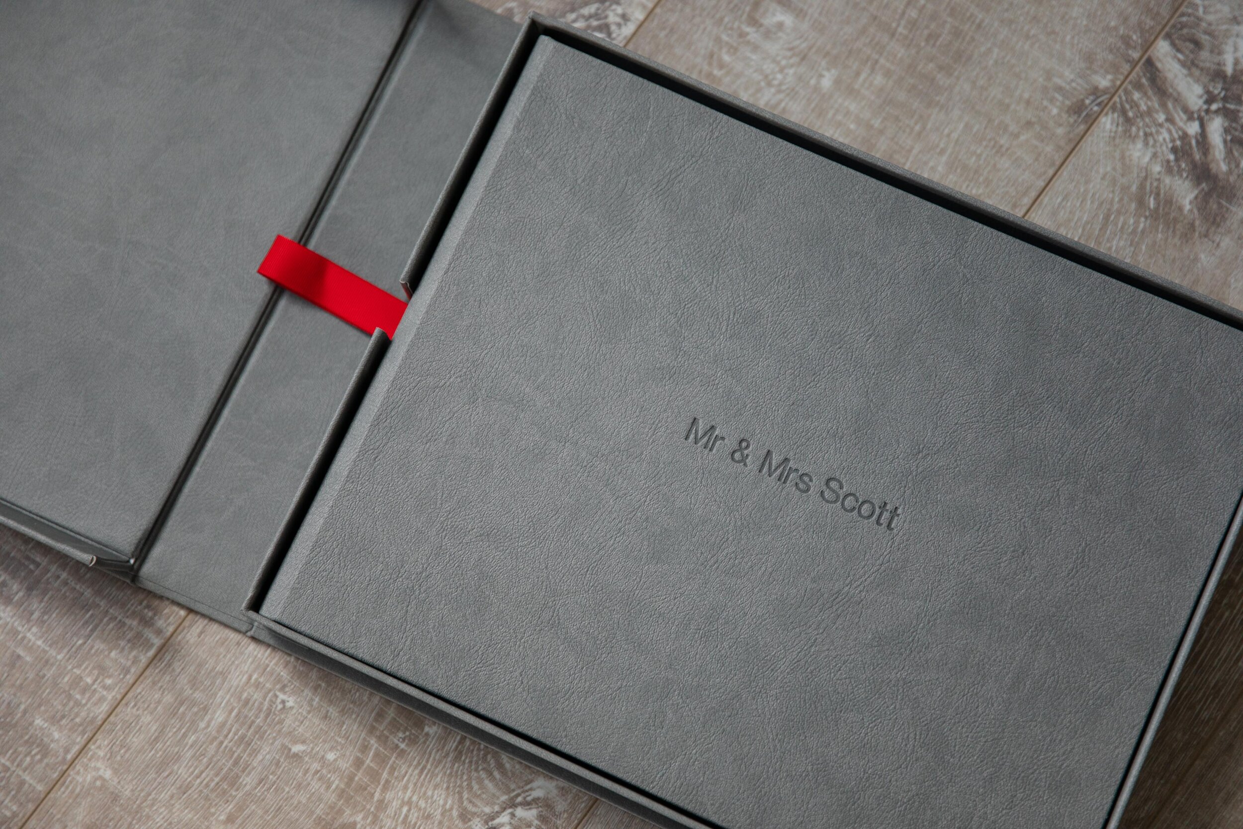 custom album design-premium album-leather album-wedding album (2).jpg