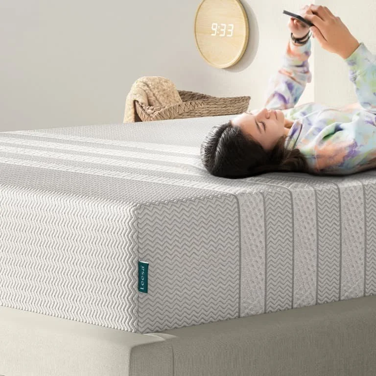 leesa-1-1-mattress-youth.jpg