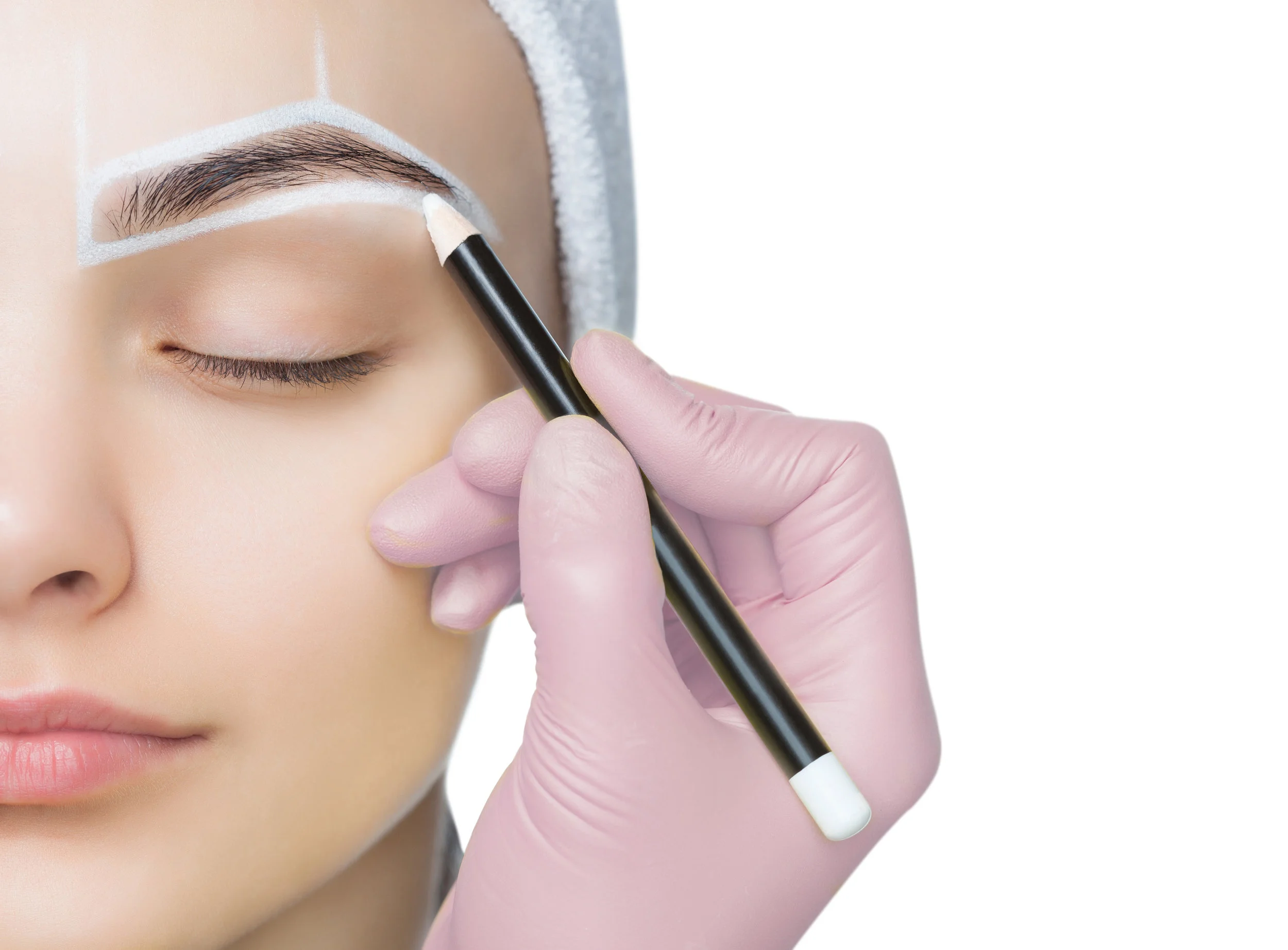 iStock-941872488_pinkgloves.jpg