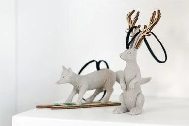 ee_ski,antler-hanging.jpg