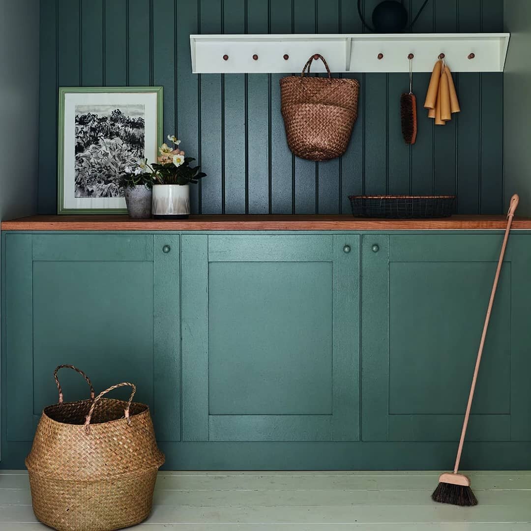 Paint companies are predicting top colours for 2021. Green is popping up in all shades.  Farrow and Ball selected one of my favourite colours Green Smoke. I would highly recommend it for anyone looking for a deep sophisticated green. Photo from Farro