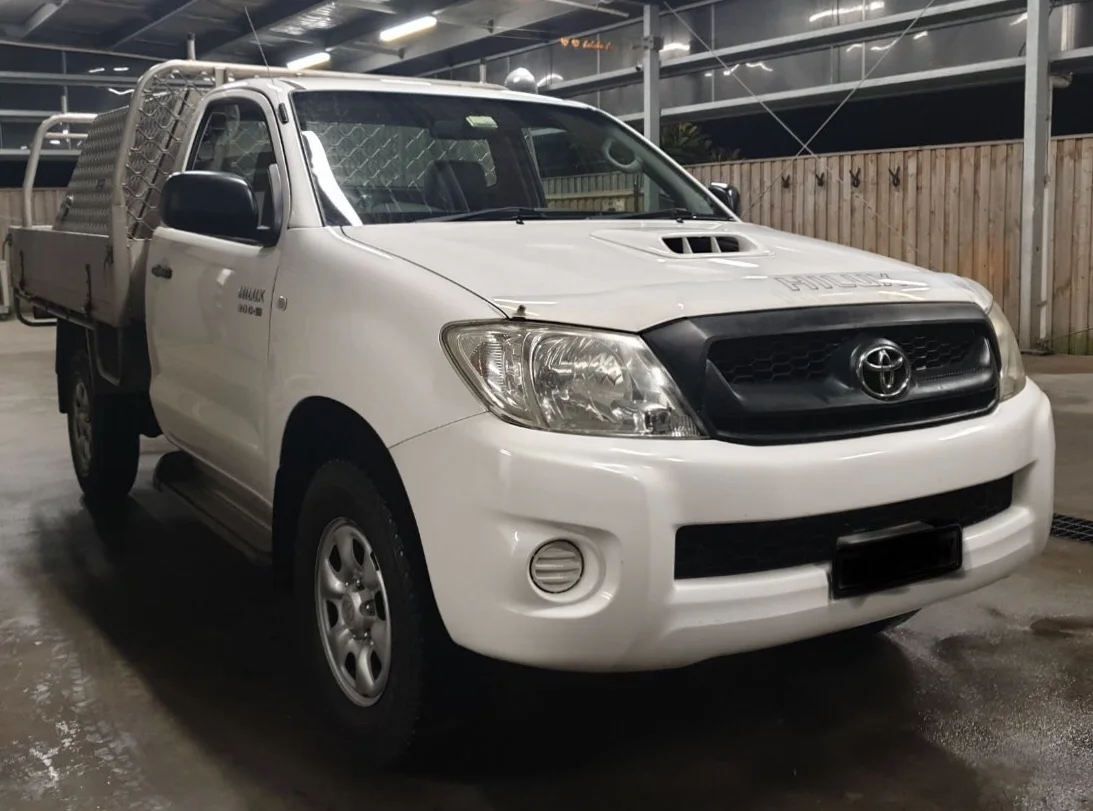 Toyota Hilux Full Detail